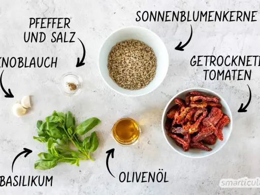 Zutaten für Pesto Rosso: Basilikum, Knoblauch, Sonnenblumenkerne, getrocknete Tomaten, Olivenöl, Pfeffer und Salz.